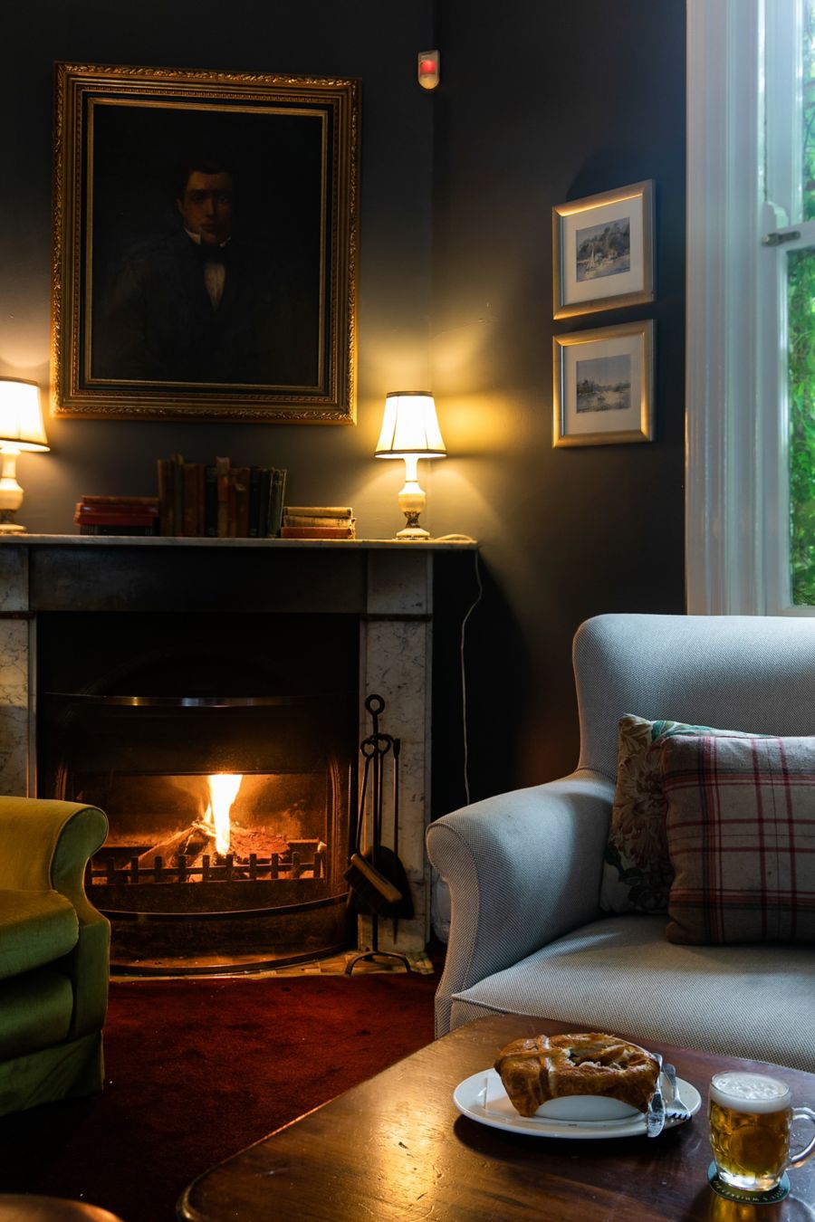 image of sofa & fire