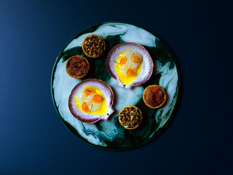 Scallops served at Longshore in Sydney's Chippendale
