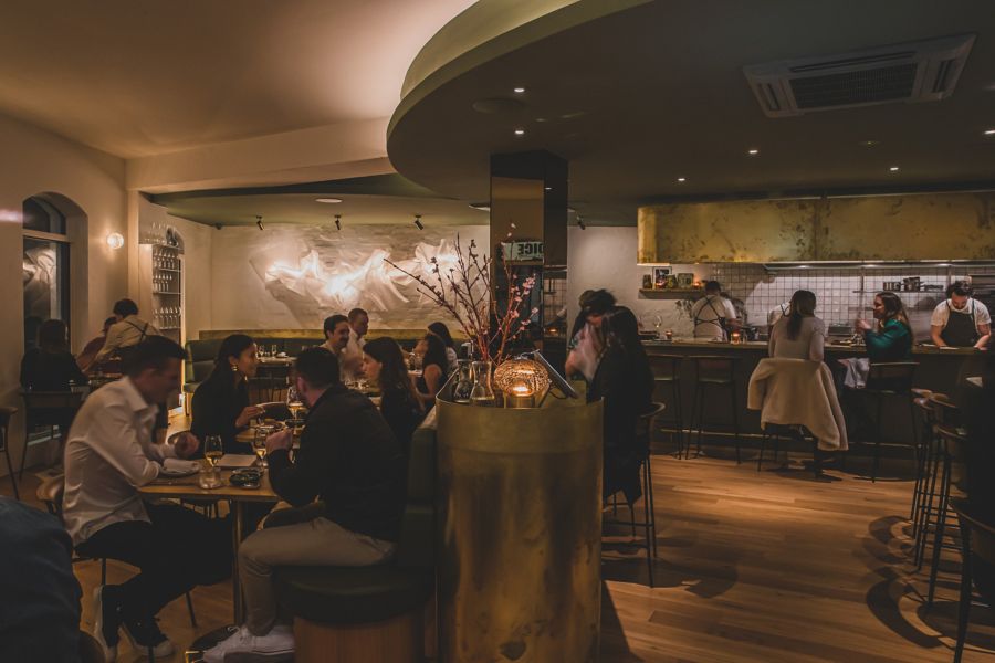 wide view of sitting area at Gildas