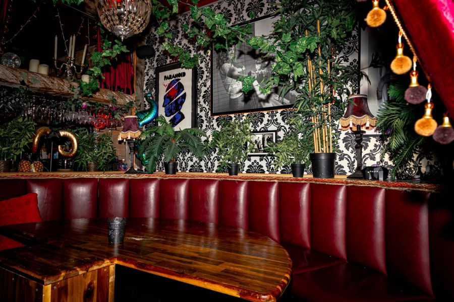 sitting area at Fee Fee"s