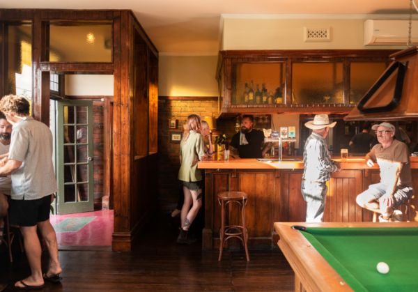 Where to play pool in Melbourne 