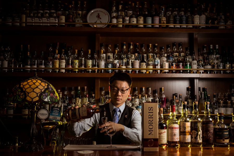 bartender serving drinks