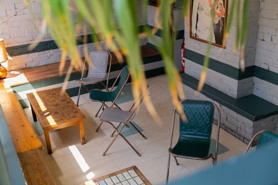 Seating at Marquis of Lorne