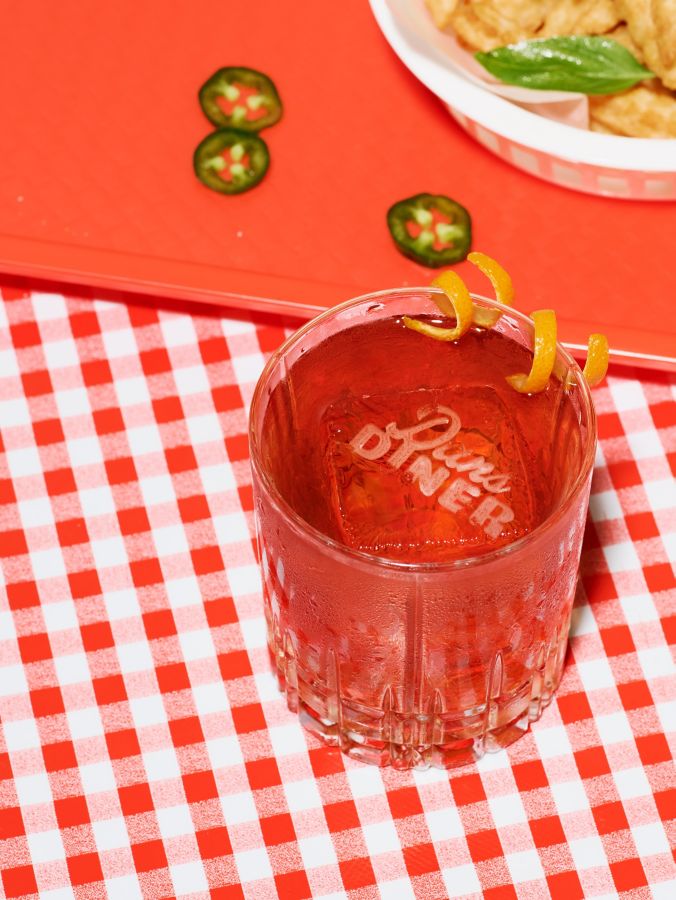 Star bartender brings modern-retro cocktails to Dan’s Diner