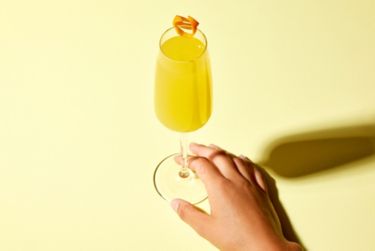 Best Mimosa Cocktail Recipe (with Ingredients) Dan's Daily Dan