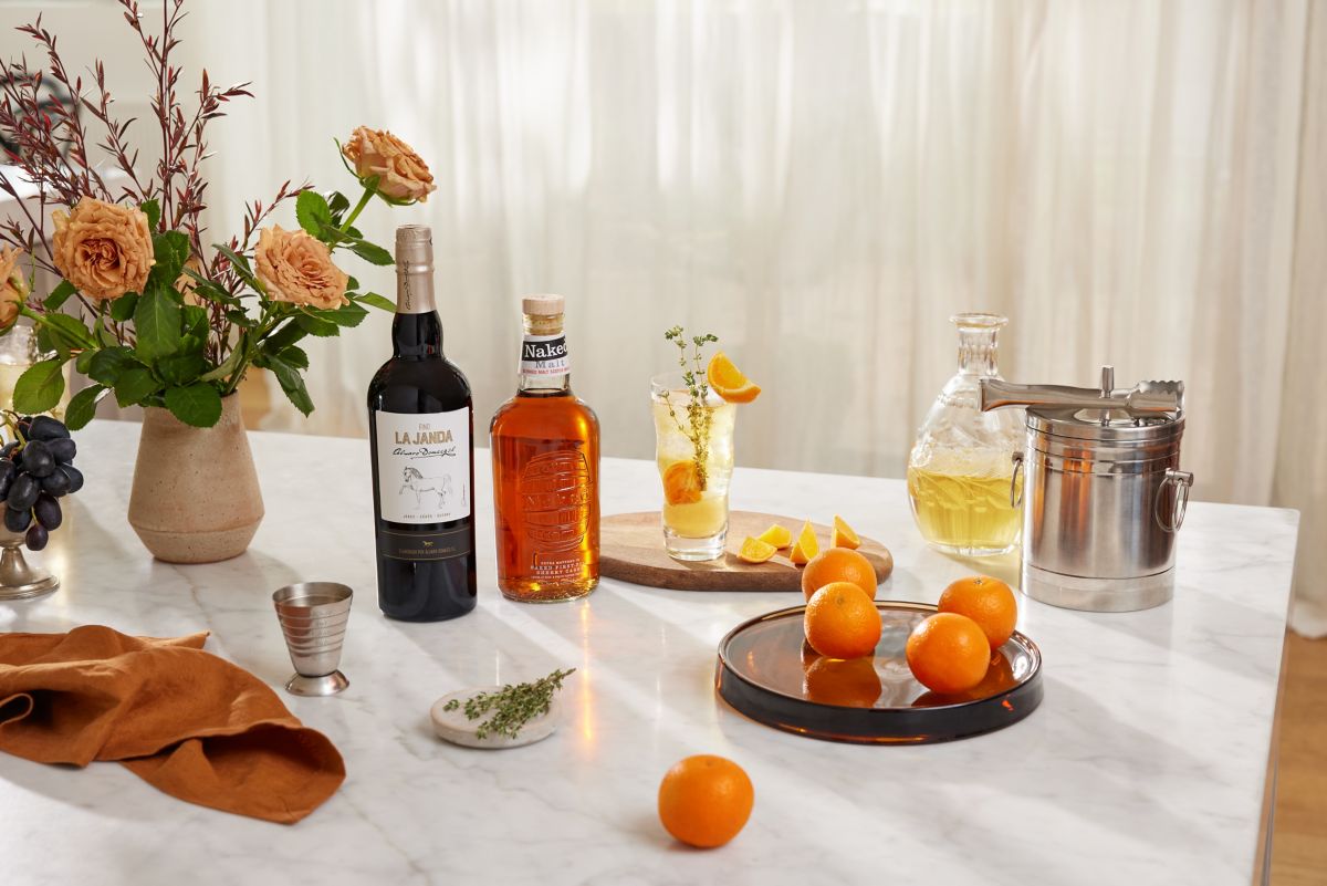 The Spiced Autumn Highball with its key ingredients
