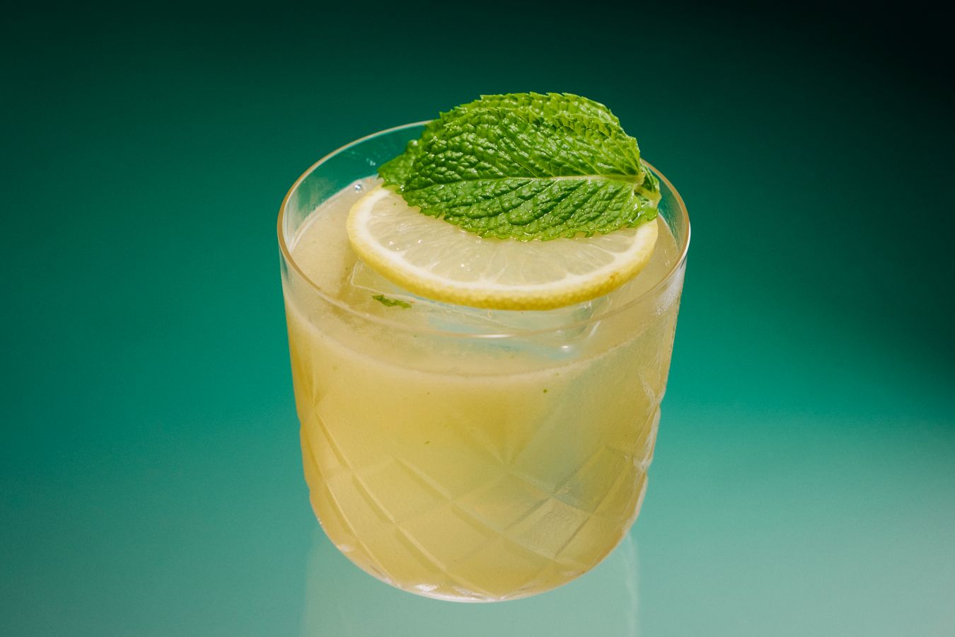 The Bourbon Smash: Four ingredients, serious refreshment
