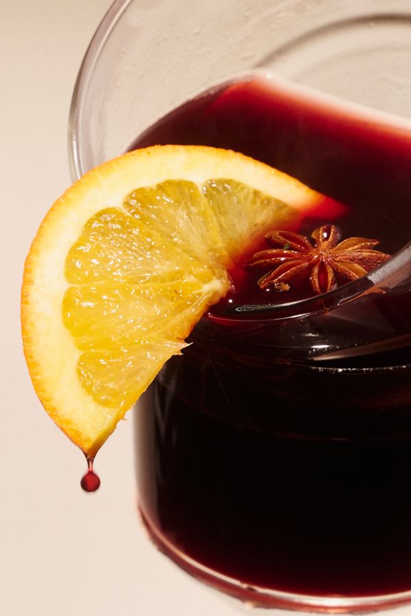 Mulled Wine with a slice of orange and star anise