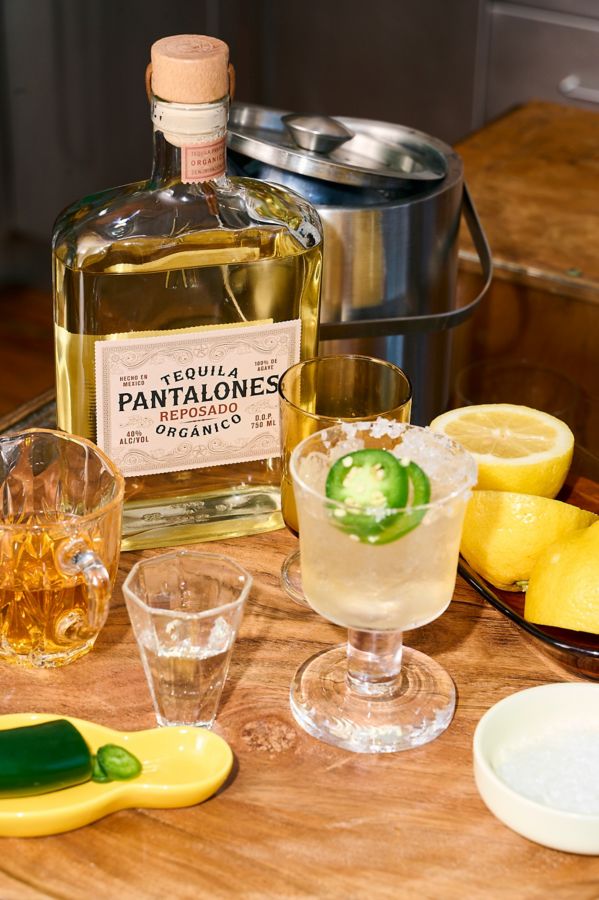 Core ingredients that go into the El Zesty Panta cocktail 