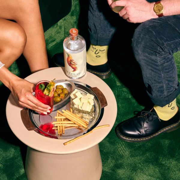 <p style="	text-align: left;
"> How to nail cocktail hour when your guests aren’t drinking  
